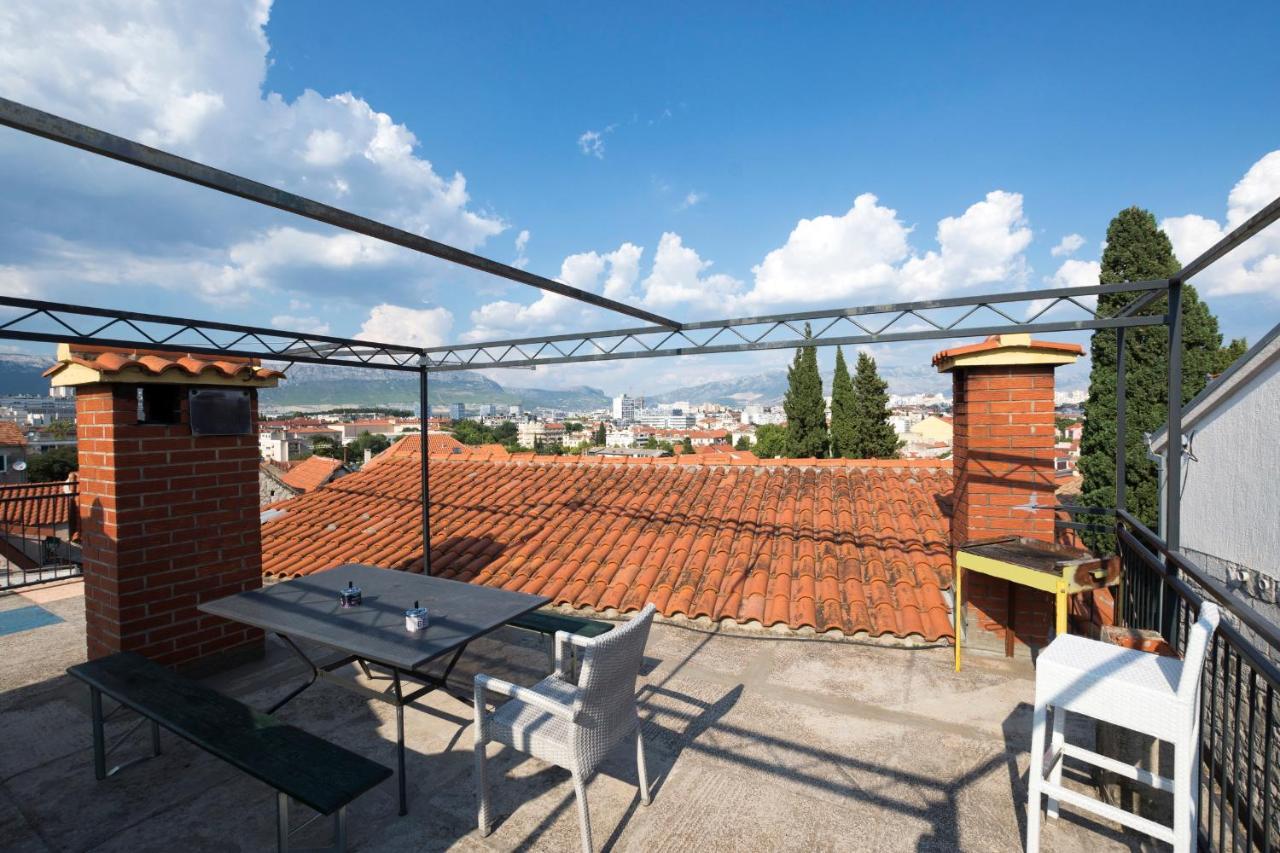 Apartment Panorama Split